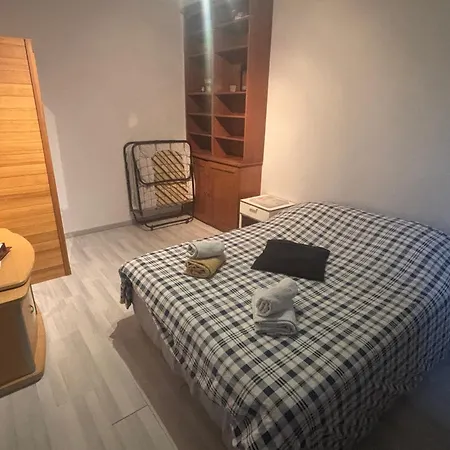 Apartment St Clement *