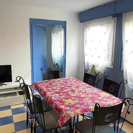 Apartment St Clement